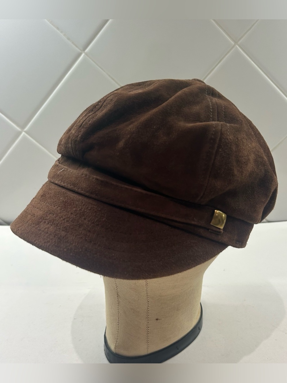 Banana Republic Women’s Suede Leather Newsboy Hat Cap Size M/L